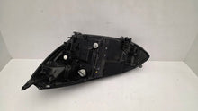Laden Sie das Bild in den Galerie-Viewer, Frontscheinwerfer Honda Jazz I LED Rechts Scheinwerfer Headlight SCH3240637571fn