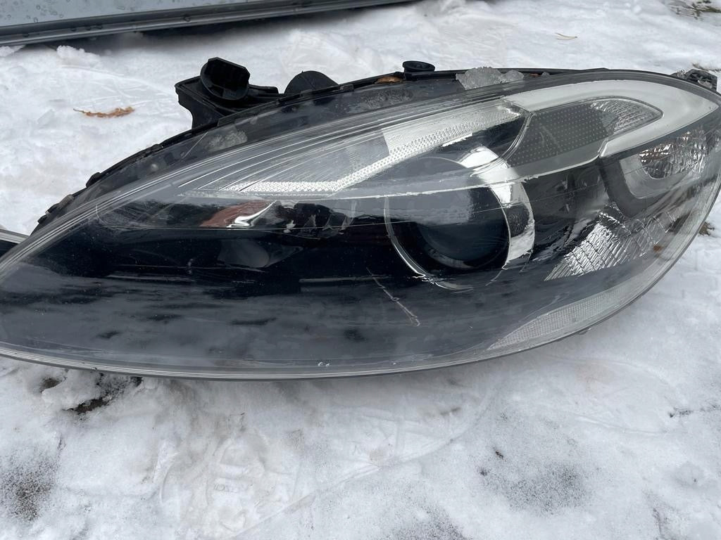 Frontscheinwerfer Volvo V40 Xenon Ein Stück (Rechts oder Links) Headlight SCH1709974325zw