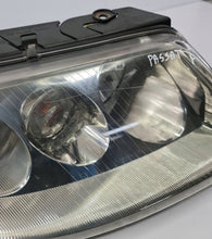 Laden Sie das Bild in den Galerie-Viewer, Frontscheinwerfer VW Passat 3B7941016Q Rechts Scheinwerfer Headlight