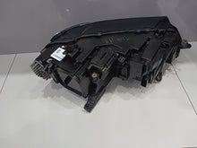 Laden Sie das Bild in den Galerie-Viewer, Frontscheinwerfer VW Tiguan Allspace 5NN941081C LED Rechts oder Links