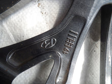 Load image into Gallery viewer, 1x Alufelge 18 Zoll 6.5" 5x114.3 51ET 52910-D7320 Hyundai Tucson Santa Fe FEL3593942876nl