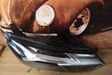 Load image into Gallery viewer, Frontscheinwerfer Dacia Sandero III Jogger 260101940R LED Rechts Headlight SCH3550064747jo