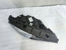 Laden Sie das Bild in den Galerie-Viewer, Frontscheinwerfer Mercedes-Benz Gla H247 A2479063604 LED Rechts Headlight SCH9635350149ri