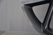 Laden Sie das Bild in den Galerie-Viewer, 1x Alufelge 18 Zoll 7.5" 5x114.3 52ET Glanz Graphit 52910-J9300 Hyundai Kona Mg FEL6174348978ek