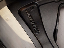 Load image into Gallery viewer, 1x Alufelge 20 Zoll 8.5" 5x112 35ET Glanz Silber 8747310 BMW G26 Rim Wheel FEL7743468180lf