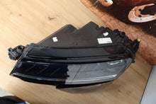 Load image into Gallery viewer, Frontscheinwerfer Skoda Karoq 57B941015D LED Ein Stück (Rechts oder Links) SCH3544486692vg