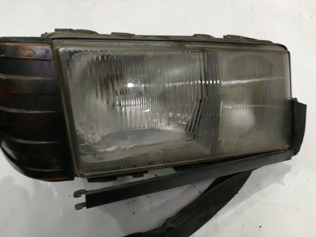 Frontscheinwerfer Mercedes-Benz W201 Rechts Scheinwerfer Headlight SCH5128681184yc