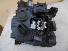 Load image into Gallery viewer, Frontscheinwerfer VW Amarok 2H3941032 90113169 Xenon Rechts Headlight SCH2162349292hh