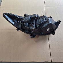 Laden Sie das Bild in den Galerie-Viewer, Frontscheinwerfer Ford Mondeo DS73-13W030-BE DS7313W030BE 13W030 85122000 Links SCH9555506942tg