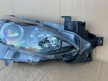 Laden Sie das Bild in den Galerie-Viewer, Frontscheinwerfer Mazda 3 13-16R Rechts Scheinwerfer Headlight SCH8206382533tg