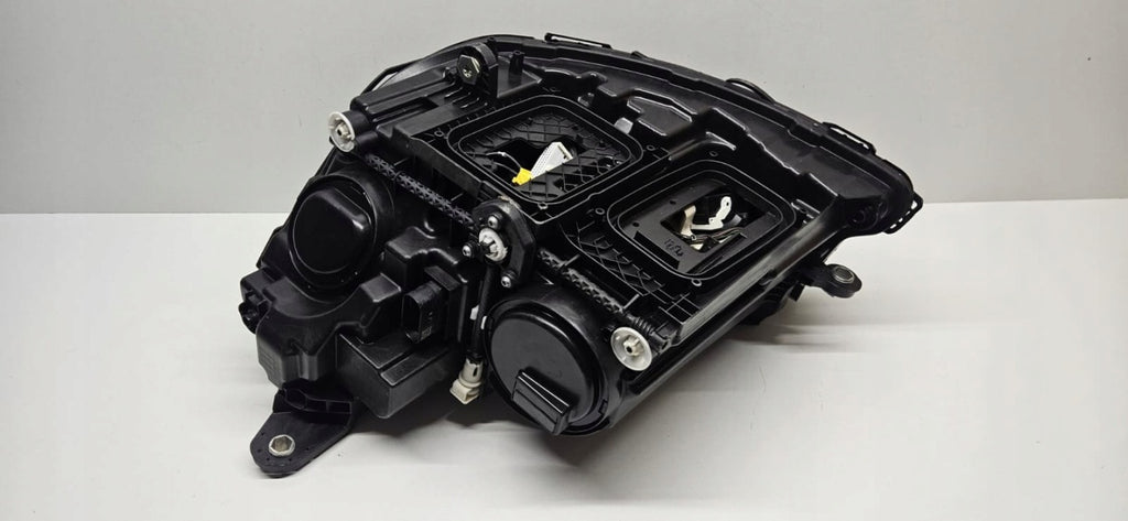 Frontscheinwerfer Mercedes-Benz W213 A2139068409 LED Rechts Headlight SCH8933065003ni