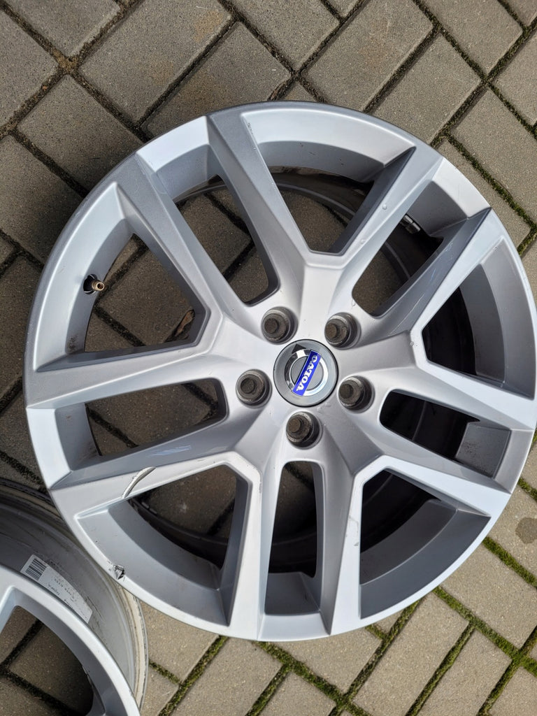 1x Alufelge 18 Zoll 7.5" 5x108 55ET Glanz Silber 31445568 Volvo Xc60 Rim Wheel FEL3481642314ct