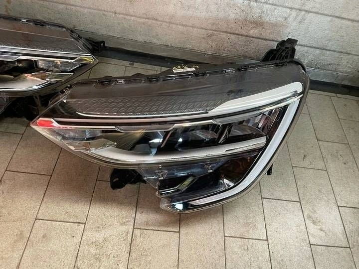 Frontscheinwerfer Renault Arkana 260602566R 260102483R Ein Satz Headlight SCH5209075995oa