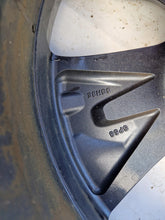 Laden Sie das Bild in den Galerie-Viewer, 1x Alufelge 17 Zoll 6.5&quot; 5x114.3 45ET Mg Zs Leaf Rim Wheel