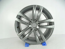 Load image into Gallery viewer, 1x Alufelge 17 Zoll 7.0&quot; 5x112 40ET Grau 3G0801025D VW Passat B8 Rim Wheel