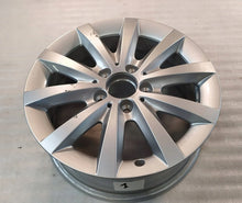 Laden Sie das Bild in den Galerie-Viewer, 1x Alufelge 16 Zoll 6.5" 5x112 49ET A2464010500 Mercedes-Benz W246 W242 FEL9878094699sr