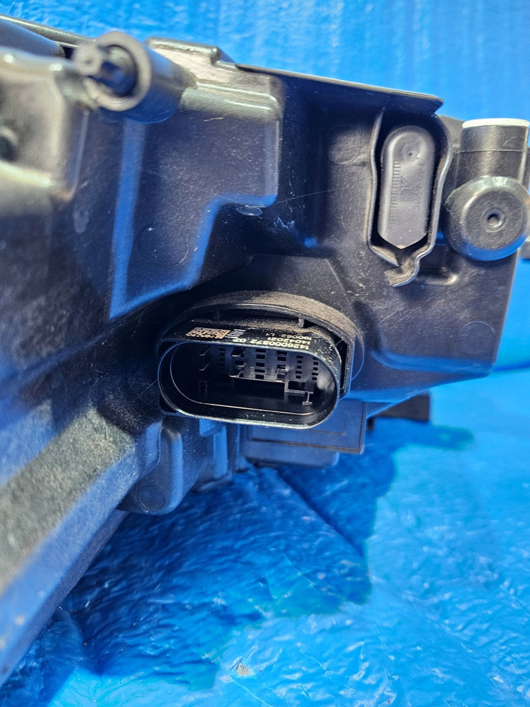Frontscheinwerfer Skoda Octavia IV 5E4941015A LED Links Scheinwerfer Headlight SCH6214891480an