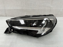 Laden Sie das Bild in den Galerie-Viewer, Frontscheinwerfer Opel Corsa F 39162653 Full LED Links Scheinwerfer Headlight