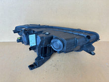Laden Sie das Bild in den Galerie-Viewer, Frontscheinwerfer Ford Connect EBT61202501 Links Scheinwerfer Headlight SCH9281621194pc
