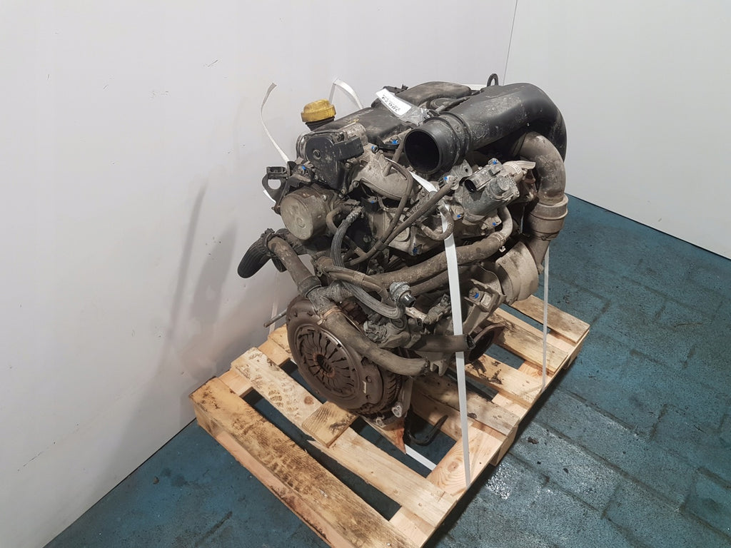 Motor Renault Fluence K9K834 1.5 DCI 90PS 66kW 241TKm 2011 Diesel Komplett