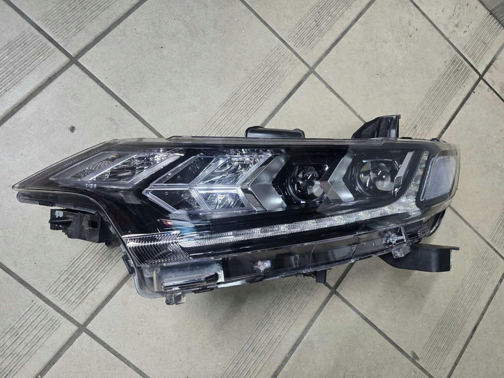 Frontscheinwerfer Mitsubishi Outlander I 8301D3-31 Links Scheinwerfer Headlight SCH8883458194wu