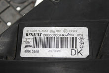 Laden Sie das Bild in den Galerie-Viewer, Frontscheinwerfer Renault Espace I V 260601604R Links Scheinwerfer Headlight SCH2773216032tg