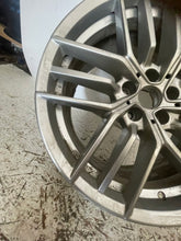 Laden Sie das Bild in den Galerie-Viewer, 1x Alufelge 19 Zoll 8.5" 5x112 29ET 5A32406 BMW 5 Rim Wheel FEL7511764546mb