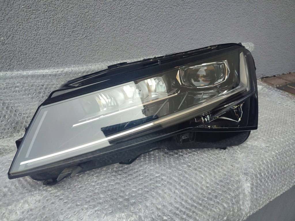 Frontscheinwerfer Skoda Superb 3V1941015D Links Scheinwerfer Headlight SCH4581227393zk