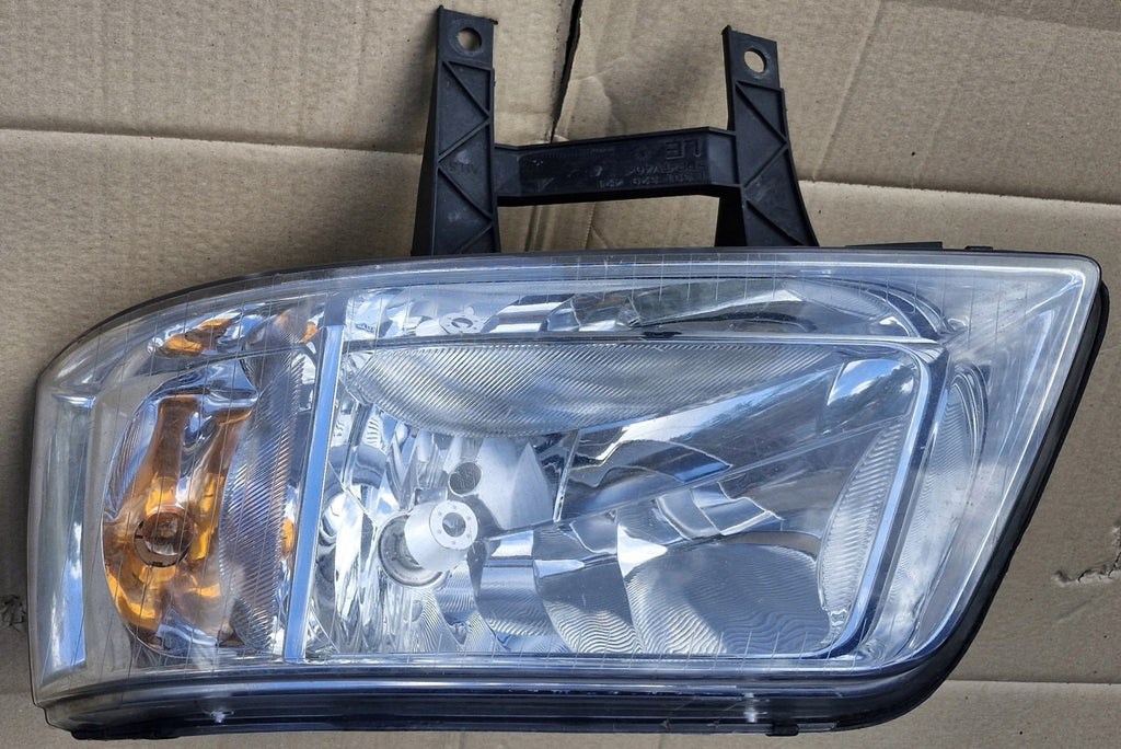 Frontscheinwerfer VW T5 1305235737 Links Scheinwerfer Headlight SCH3846621042az