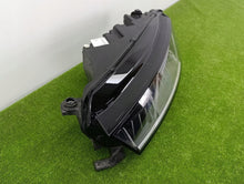 Laden Sie das Bild in den Galerie-Viewer, Frontscheinwerfer Skoda Octavia IV 5E4941015A LED Links Scheinwerfer Headlight SCH1447159424ii