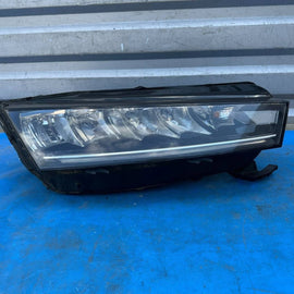 Frontscheinwerfer Skoda Octavia IV 5E4941016 LED Rechts Scheinwerfer Headlight SCH2969135116ka