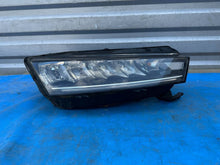 Laden Sie das Bild in den Galerie-Viewer, Frontscheinwerfer Skoda Octavia IV 5E4941016 LED Rechts Scheinwerfer Headlight SCH2969135116ka