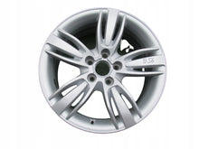Laden Sie das Bild in den Galerie-Viewer, 1x Alufelge 17 Zoll 6.5" 5x112 33ET Glanz Silber 8U0601025E Audi Q3 Rim Wheel FEL7393013859vg