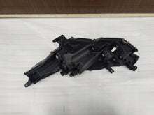 Laden Sie das Bild in den Galerie-Viewer, Frontscheinwerfer Toyota Yaris K0-6EU Rechts Scheinwerfer Headlight SCH5798595212pw