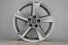 Load image into Gallery viewer, 1x Alufelge 16 Zoll 7.0&quot; 5x100 43ET Glanz Silber 6J0601025 Seat Ibiza Rim Wheel