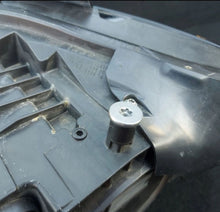 Load image into Gallery viewer, Frontscheinwerfer Mercedes-Benz W247 2479062003 Rechts Scheinwerfer Headlight SCH2213220565vq