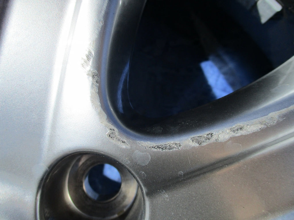 1x Alufelge 17 Zoll 7.5" 5x114.3 45ET TD320-80230 Lexus Gs Is Rim Wheel