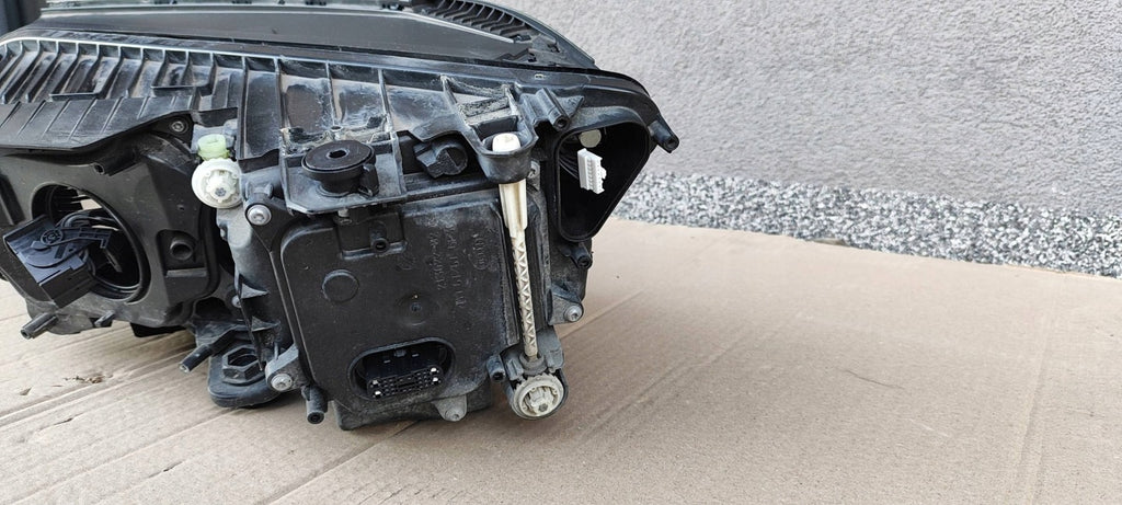 Frontscheinwerfer VW Touareg 761941082 1EX01314318 Rechts Scheinwerfer Headlight SCH1143040716us