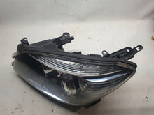 Laden Sie das Bild in den Galerie-Viewer, Frontscheinwerfer Toyota III Ein Stück (Rechts oder Links) Headlight SCH2579209798pb
