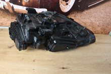 Laden Sie das Bild in den Galerie-Viewer, Frontscheinwerfer Porsche Cayenne 7P5941752 Xenon Rechts Scheinwerfer Headlight SCH5398356011mb