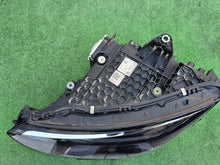 Laden Sie das Bild in den Galerie-Viewer, Frontscheinwerfer Mercedes-Benz Eqe A2959069700 Full LED Links Headlight SCH3571821982od