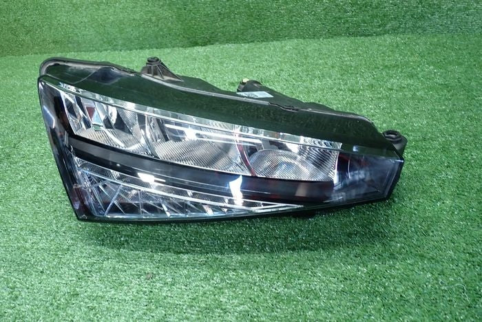 Frontscheinwerfer Skoda Scala 657941016 Rechts Scheinwerfer Headlight SCH6580018747cn