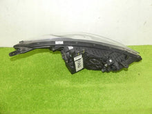 Laden Sie das Bild in den Galerie-Viewer, Frontscheinwerfer Hyundai I30 92101-A6020 Links Scheinwerfer Headlight SCH1840204326fd