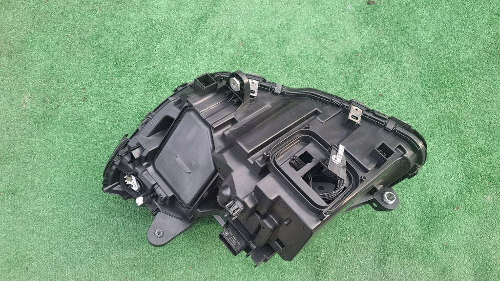 Frontscheinwerfer Mercedes-Benz W205 A2059062604 LED Rechts Headlight SCH7776036308yt