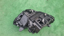 Laden Sie das Bild in den Galerie-Viewer, Frontscheinwerfer Mercedes-Benz W205 A2059062604 LED Rechts Headlight SCH7776036308yt