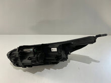 Laden Sie das Bild in den Galerie-Viewer, Frontscheinwerfer Kia Ceed 92102J7500 Full LED Rechts Scheinwerfer Headlight