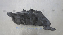 Laden Sie das Bild in den Galerie-Viewer, Frontscheinwerfer Peugeot 2008 208 II 73313327 9833036380 Full LED Links
