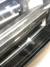 Laden Sie das Bild in den Galerie-Viewer, Frontscheinwerfer Audi Q7 4M0941036 LED Rechts Scheinwerfer Headlight