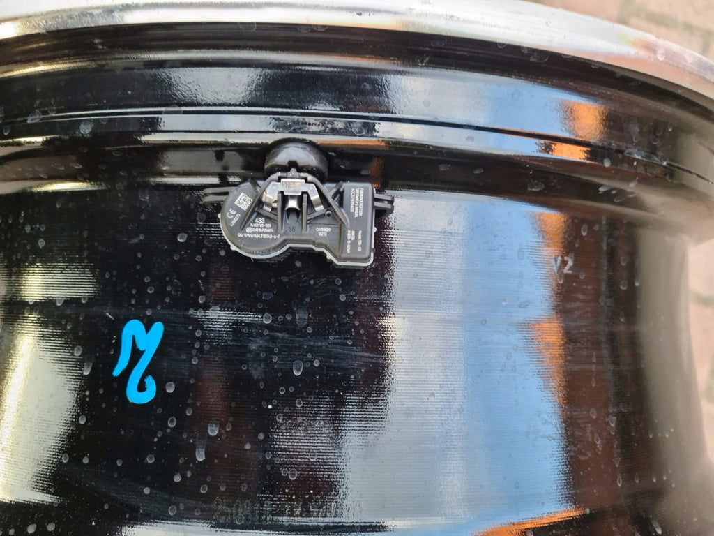 1x Alufelge 18 Zoll 7.0" 5x114.3 38ET 11C8227 Mitsubishi Outlander Rim Wheel