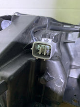 Load image into Gallery viewer, Frontscheinwerfer Toyota Chr 81110-F4030-00 LED Rechts Scheinwerfer Headlight